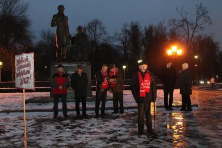 Псковская область. Коммунисты во главе протеста против сборов на капитальный ремонт 