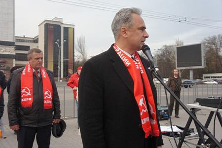 Ростовская область: Дон встретил годовщину Октября массовыми митингами и демонстрациями