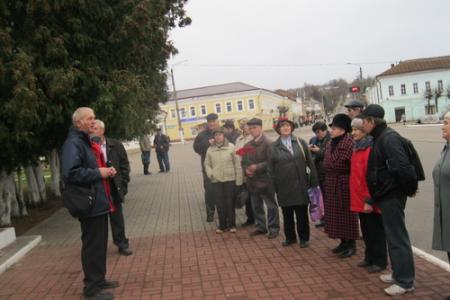 Калужский обком КПРФ. Ленин и теперь живее всех живых!