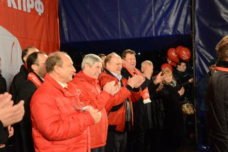 «Мы – наследники Красного Октября!» Шествие и митинг в Москве в честь 96-й годовщины Великой Октябрьской социалистической революции