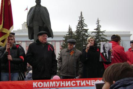 Алтайские коммунисты 7 ноября потребовали отставки  губернатора и Правительства 