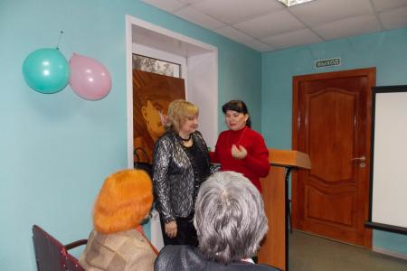 Барнаульские коммунисты провели праздничный вечер в День матери 
