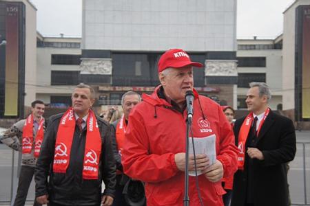 Ростовская область: Дон встретил годовщину Октября массовыми митингами и демонстрациями