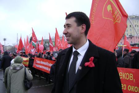 Алтайские коммунисты 7 ноября потребовали отставки  губернатора и Правительства 