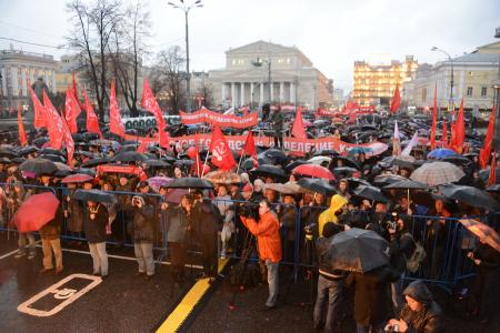 «Мы – наследники Красного Октября!» Шествие и митинг в Москве в честь 96-й годовщины Великой Октябрьской социалистической революции
