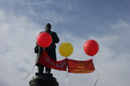 Праздник, который всегда с нами. Празднование годовщины Октября в Северной Осетии