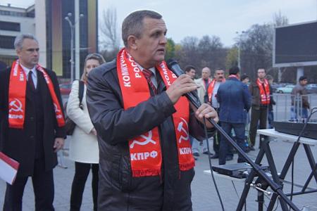 Ростовская область: Дон встретил годовщину Октября массовыми митингами и демонстрациями