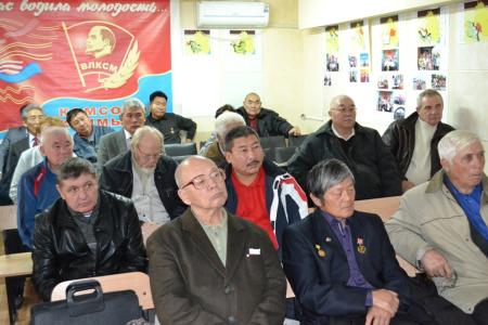 Калмыцкие коммунисты провели пленум на тему укрепления дружбы народов