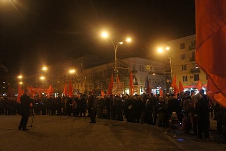 Ростовская область: Дон встретил годовщину Октября массовыми митингами и демонстрациями