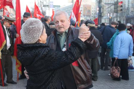 Митинг в Екатеринбурге в честь 96-ой годовщины Великого Октября