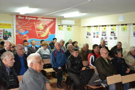 Калмыцкие коммунисты провели пленум на тему укрепления дружбы народов