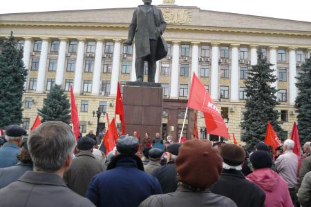 Липецк. Слава Великому Октябрю! Позор буржуазному правительству!