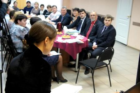«Соберем ребенка в школу!». Коммунисты из Кургана принимают участие в благотворительных мероприятиях