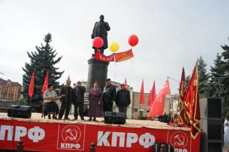 Праздник, который всегда с нами. Празднование годовщины Октября в Северной Осетии