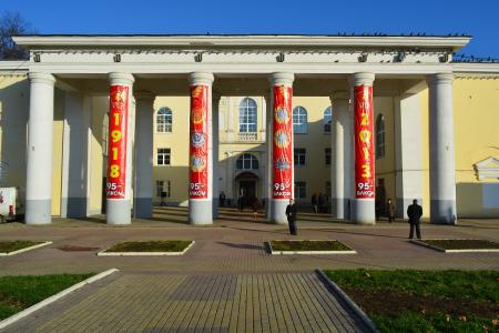 Юбилей ВЛКСМ во Владимире стал праздником областного масштаба
