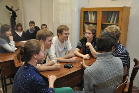 Молодость и интеллект – залог будущих побед. Турнир по брейн-рингу в Санкт-Петербурге