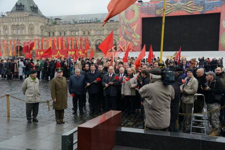 Г.А. Зюганов на Красной площади: «Мы обязаны помнить уроки Октября, опираться на свою тысячелетнюю историю и двигаться вперед»
