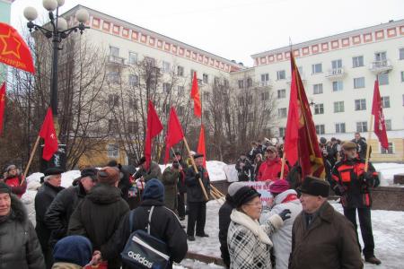 На Мурманской земле чествовали Великий Октябрь и требовали отставки правительства