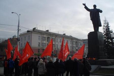 Репортаж о праздновании 7 ноября в Иркутске