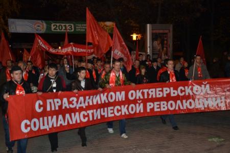 Ростовская область: Дон встретил годовщину Октября массовыми митингами и демонстрациями