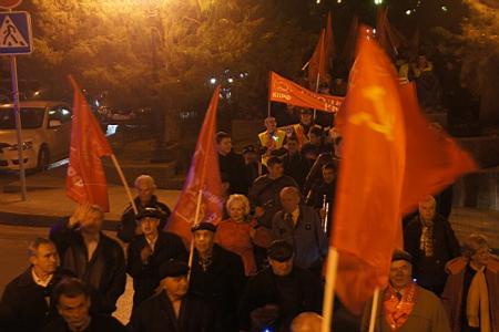 Ростовская область: Дон встретил годовщину Октября массовыми митингами и демонстрациями