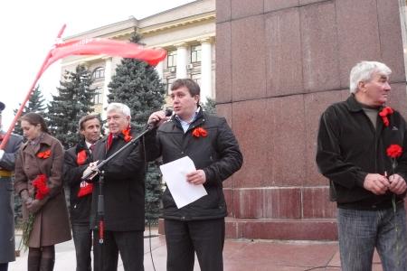 Липецк. Слава Великому Октябрю! Позор буржуазному правительству!