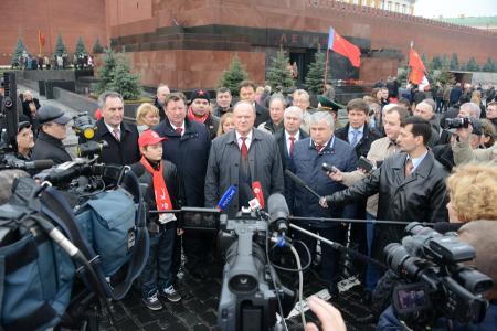Г.А. Зюганов на Красной площади: «Мы обязаны помнить уроки Октября, опираться на свою тысячелетнюю историю и двигаться вперед»