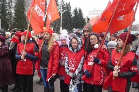 7 ноября трудовая Россия торжественно отметила 96-ю годовщину Великой Октябрьской социалистической революции