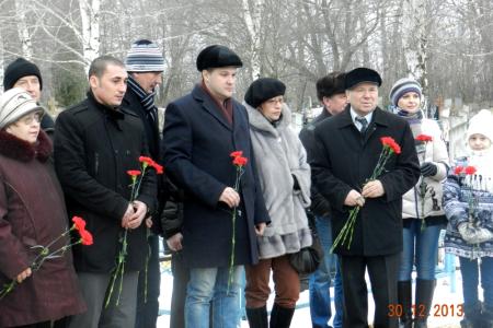 В Тульской области коммунисты почтили память В.А.Стародубцева