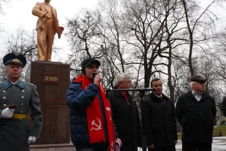 Идеи Ленина бессмертны! В Липецке состоялось открытие отреставрированного памятника В.И. Ленину