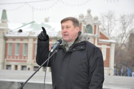 Нерешенные проблемы обманутых дольщиков — позор новосибирской власти! А.Е.Локоть принял участие в акции протеста обманутых дольщиков