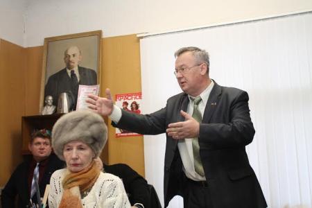 Псковская область. А.А.Рогов встретился с коммунистами города Печоры
