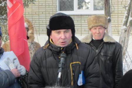 Пензенская область. Митинг в Лопатино: Коммунисты и жители районного центра решительно выступили против закрытия ЦРБ