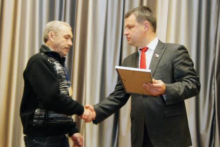 Зампред Тульской облдумы от КПРФ Ю.Ф.Моисеев обратился к аграриям словами К.Маркса: «Каждый шаг действительного движения важнее дюжины программ»