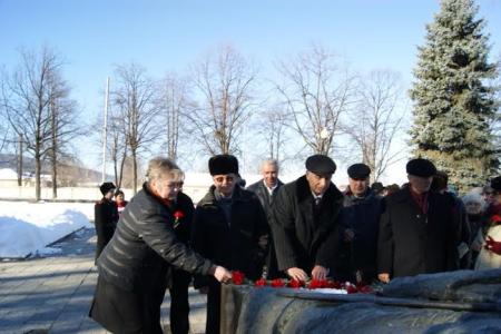 От сохи – к атомному оружию. На Мемориале Воинской Славы во Владикавказе состоялось возложение венков и цветов к памятнику И.В. Сталину
