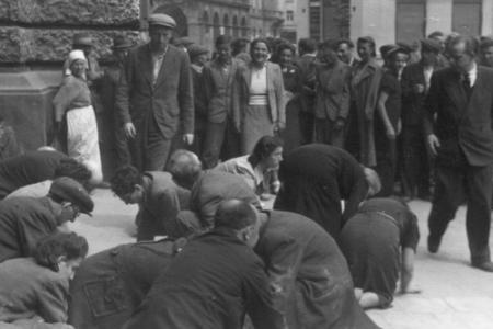 А.М. Богачев: Зло. После сноса памятников Ленину исторически всегда следуют еврейские погромы. Фоторепортаж из 1941-го 