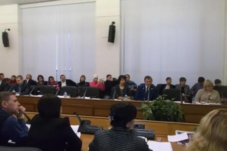 Вернуть жилье добросовестным приобретателям! Депутаты фракции КПРФ в Мосгордуме встретились с жителями столицы