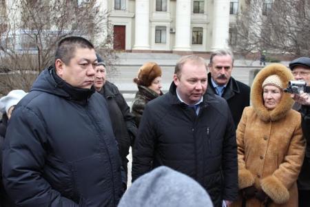 Волгоград. Коммунистов задержали во время пикета против антинародного бюджета области 