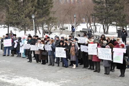 Нерешенные проблемы обманутых дольщиков — позор новосибирской власти! А.Е.Локоть принял участие в акции протеста обманутых дольщиков