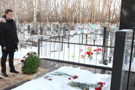 В Тульской области коммунисты почтили память В.А.Стародубцева