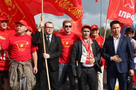 Делегация российского комсомола принимает участие во Всемирном фестивале молодежи и студентов в Эквадоре