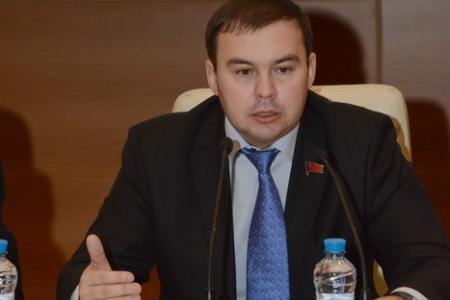 Молодежи – социальную поддержку! Круглый стол фракции КПРФ в Государственной Думе