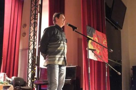 Санкт-Петербург. При поддержке КПРФ прошел концерт русского барда Александра Харчикова