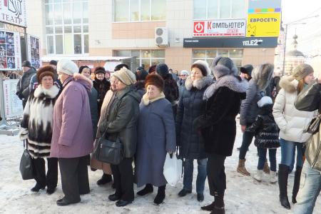 Антикризисную программу КПРФ - в жизнь! Митинг калужских коммунистов