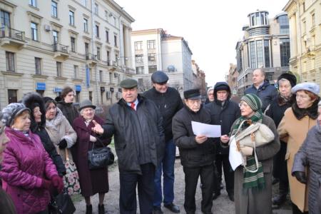 Народный сход в Санкт-Петербурге: Кому нужна очередная церковь шаговой доступности?