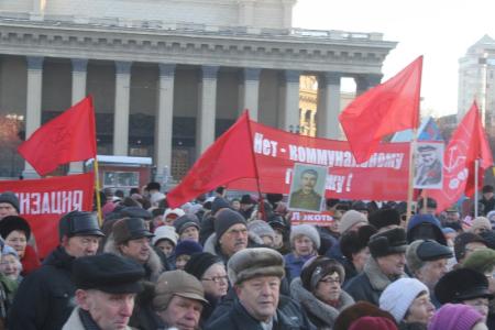 Трехтысячный митинг в Новосибирске потребовал выдвижения Анатолия Локотя в мэры Новосибирска