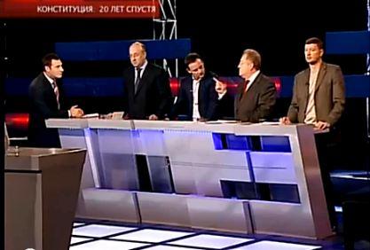 Секретарь ЦК КПРФ С.П.Обухов о президентском самодержавии и "танковой Конституции".Фрагменты дискуссии на "Право голоса" (ТВЦ)