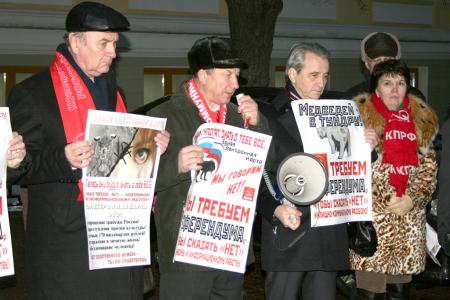 Свобода и демократия по-московски. О произволе «стражей порядка» во время встречи депутатов с избирателями