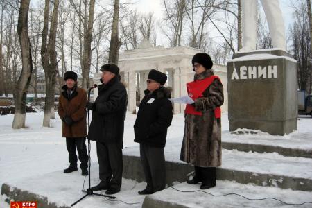 Тамбовская область. Коммунисты Первомайского района провели митинг против произвола в ЖКХ 