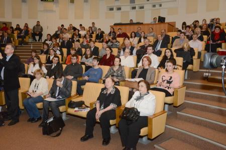 Молодежи – социальную поддержку! Круглый стол фракции КПРФ в Государственной Думе